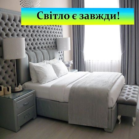 Apartment Luxury Centre Located Киев Екстериор снимка